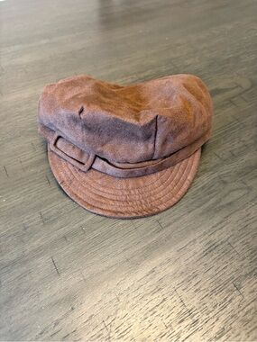 betmar Brown Suede-Style Cap with Floral Lining